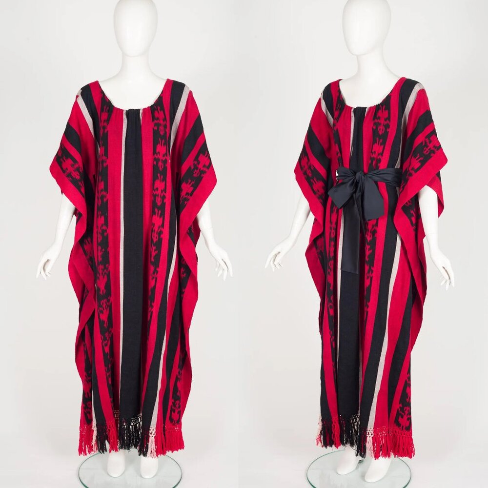 1970s Vintage "Folklore" Ecuador Red & Black Woven Wool Blanket Caftan